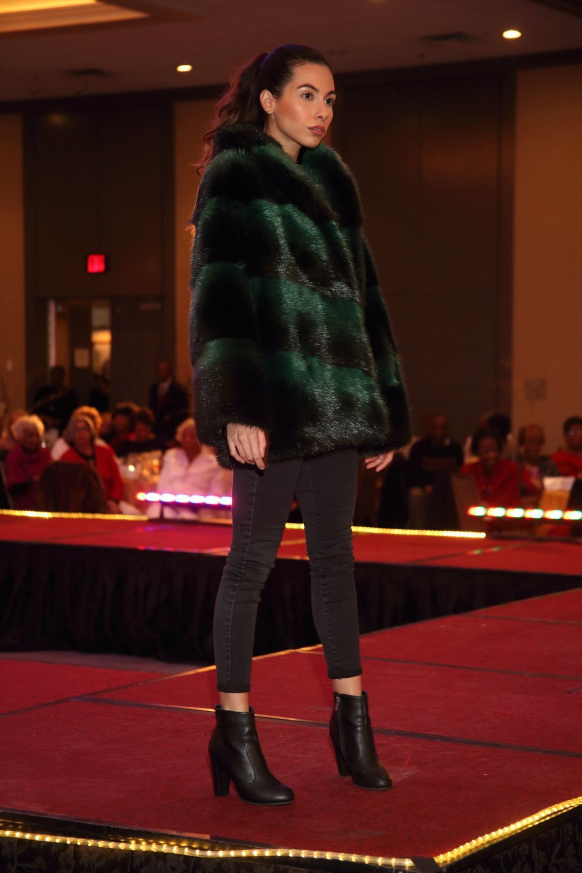021520YWCAFashionShow_080.JPG